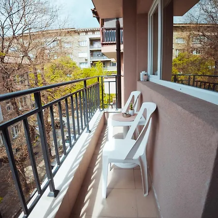 Central 1bd Free Private Garage Appartement Plovdiv
